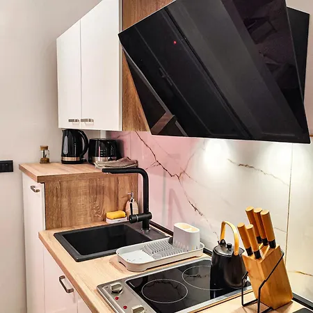 High Tide Apartment